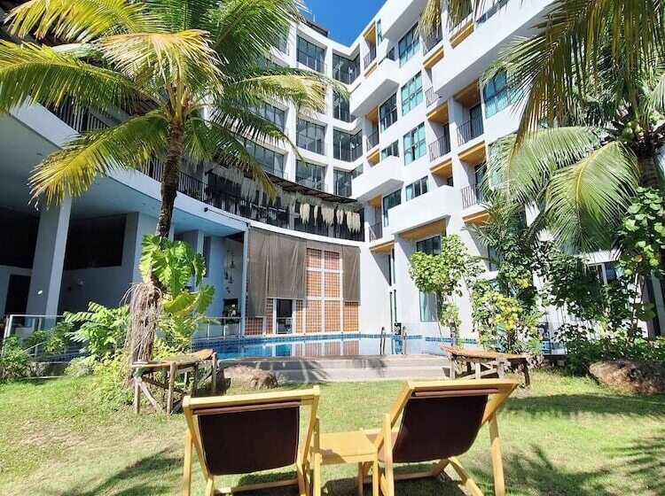 Atom Phuket Hotel  Sha Plus