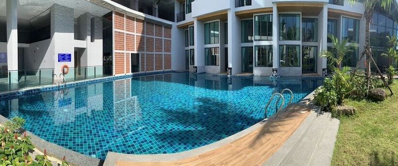 Atom Phuket Hotel  Sha Plus