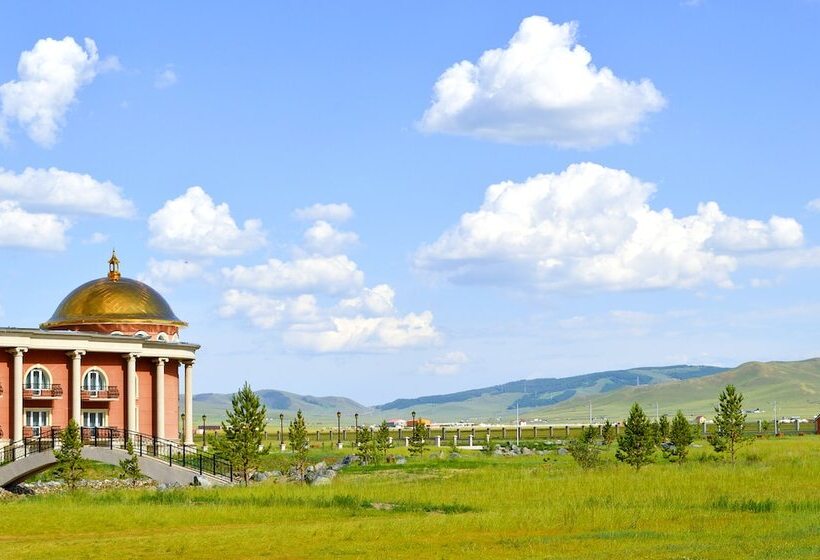 Bayangol Hotel & Resort