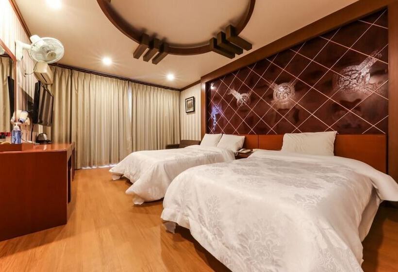 Daecheon Ocean Of Fantasy Resort