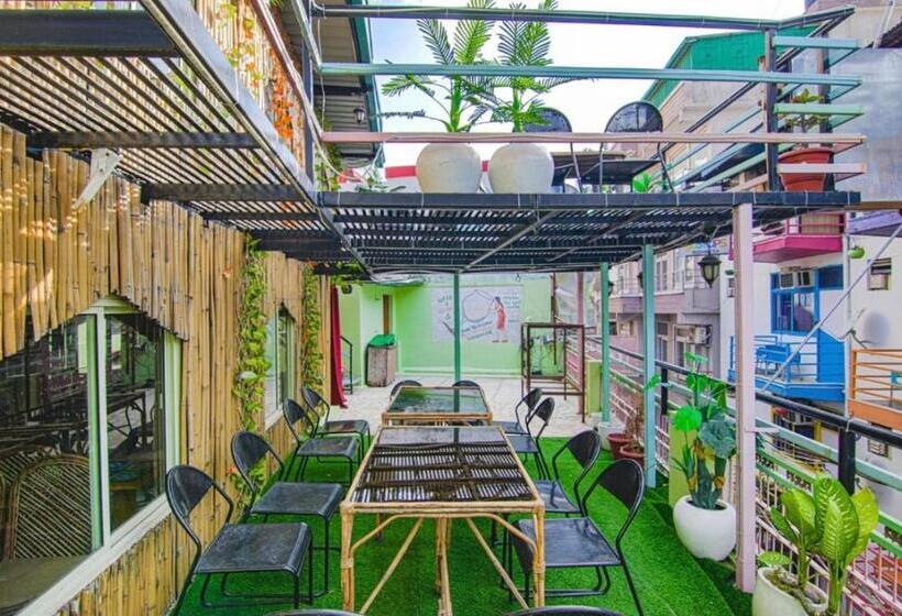 Hotel 4 You   With Open Rooftop Cafe