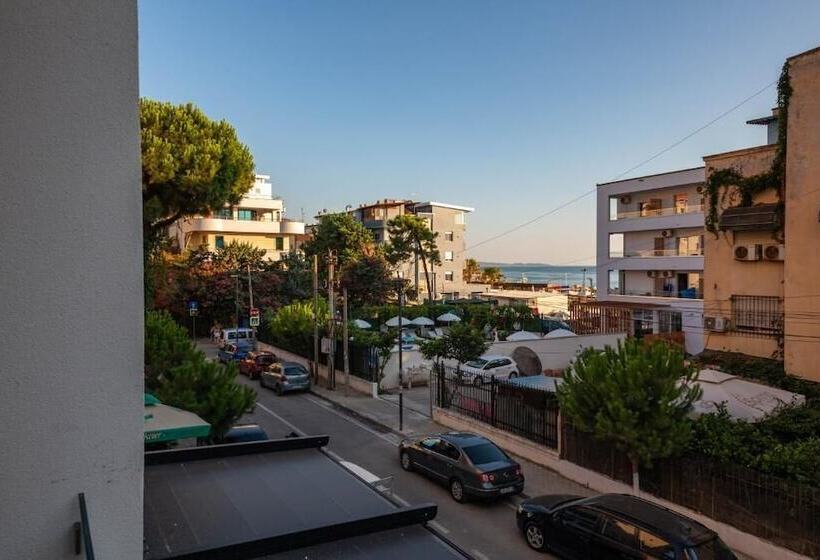 בית מלון כפרי Aldis