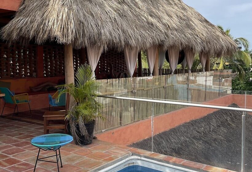 Отель Casa Pepe Hostel Boutique   Sayulita