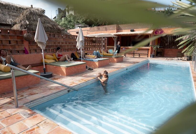 Отель Casa Pepe Hostel Boutique   Sayulita