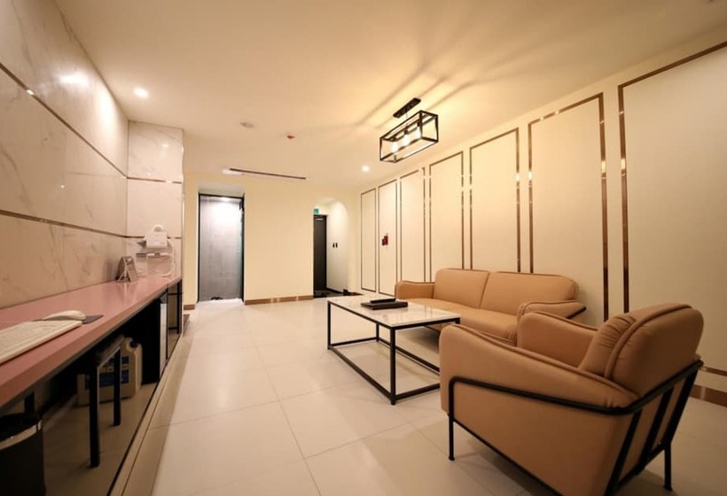 Отель Cheonan U Design