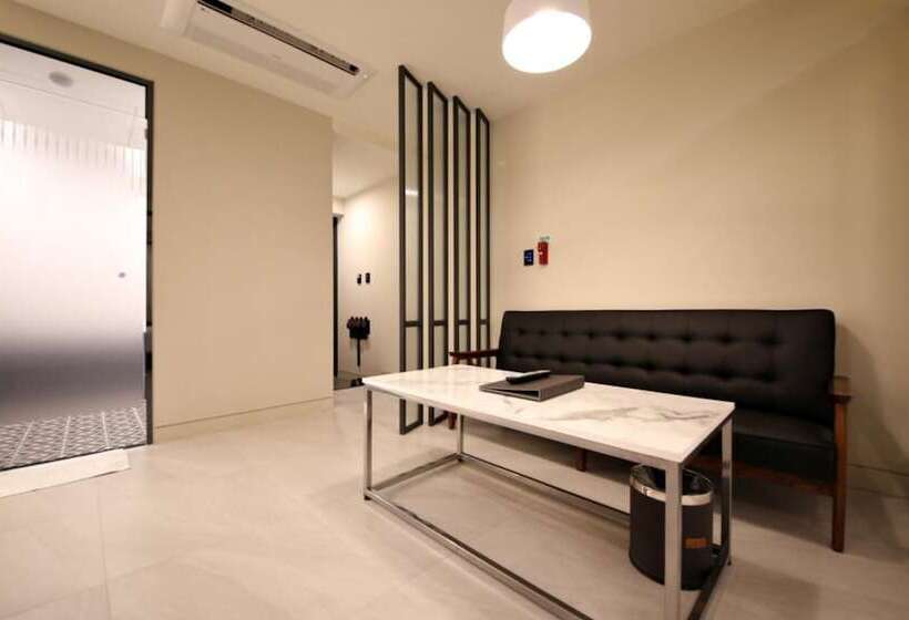 Отель Cheonan U Design