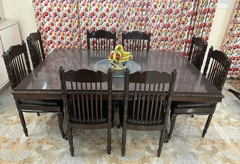 酒店 Dhairya Villa Home Away From Home