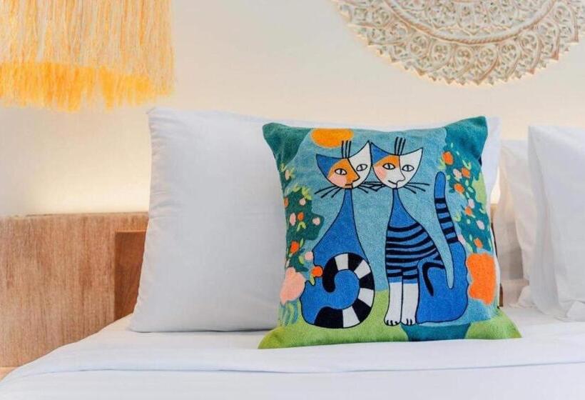 Отель Elephant Beach Club & Resort Samui