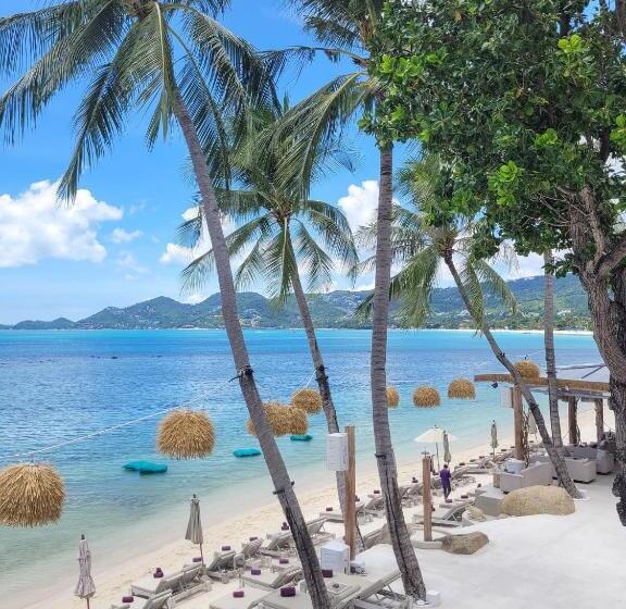 Отель Elephant Beach Club & Resort Samui