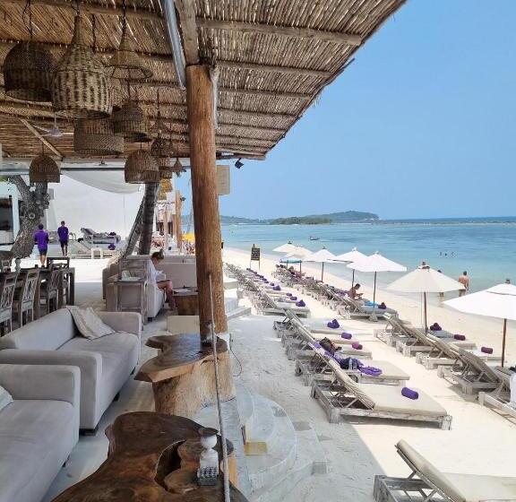 Отель Elephant Beach Club & Resort Samui