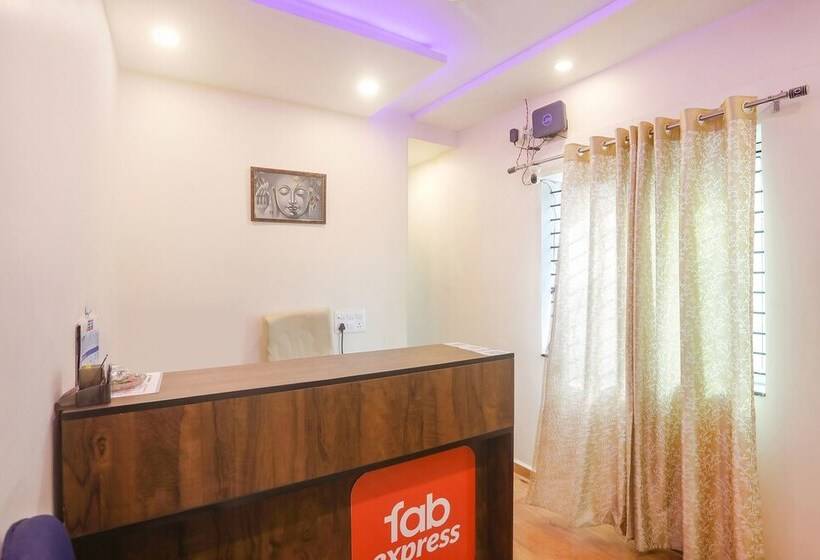 בית מלון כפרי Fabexpress Shiva’s Inn