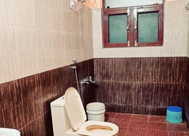 فندق Himgiri Resort Mandi