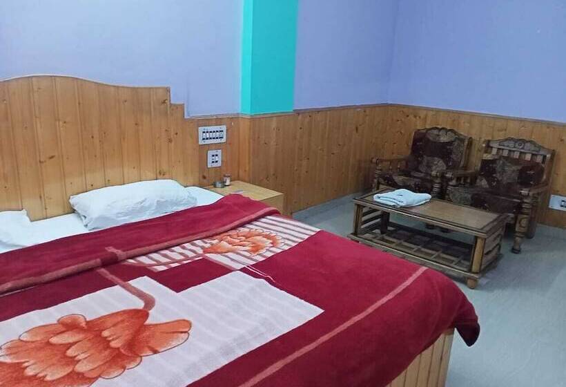 فندق Himgiri Resort Mandi