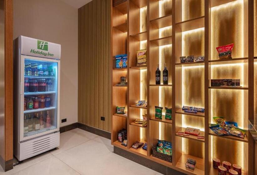 هتل Holiday Inn  Quito Airport, An Ihg