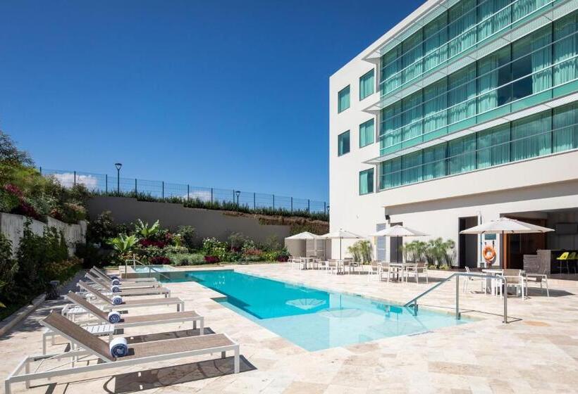 فندق Holiday Inn  Quito Airport, An Ihg