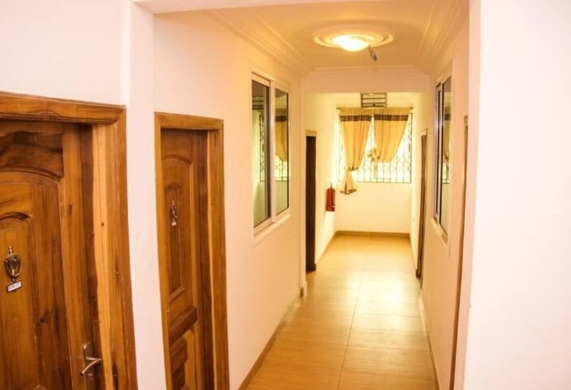 هتل Rk Italian Boy