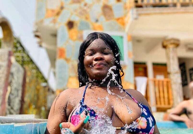 هتل Rk Italian Boy