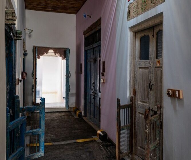 فندق Kol Pol Mohalla Boutique