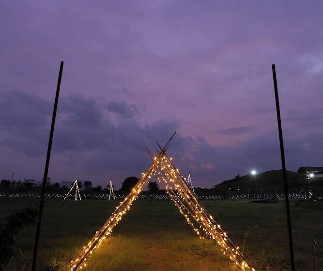 בית מלון כפרי Leena Resort