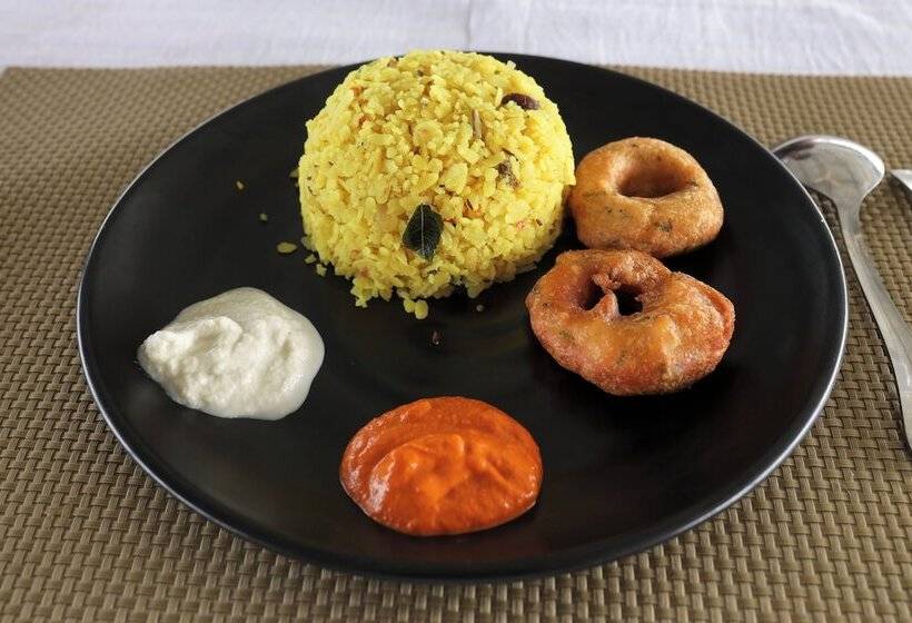 בית מלון כפרי Leena Resort