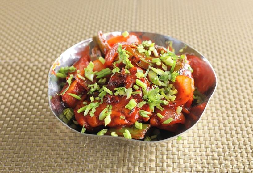 בית מלון כפרי Leena Resort