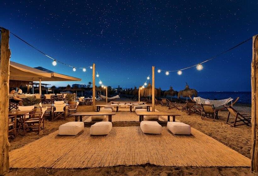 Отель Long Beach Villas