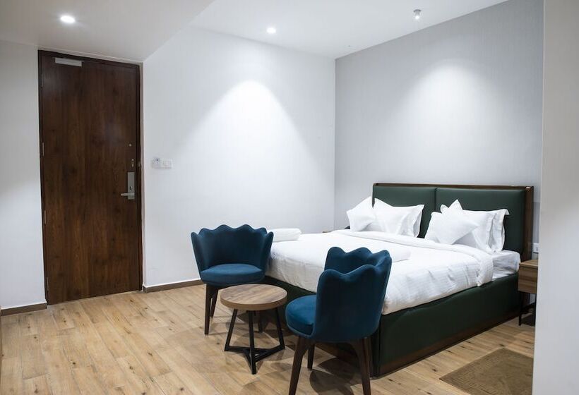 בית מלון כפרי Pondy Heights   Suites And Studios