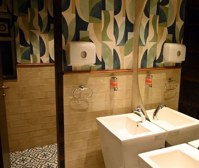 ホテル Mountain Crest