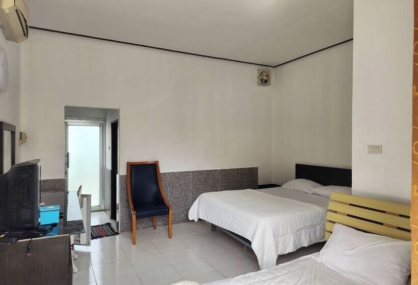 هتل Nipa House Khoayai Villa