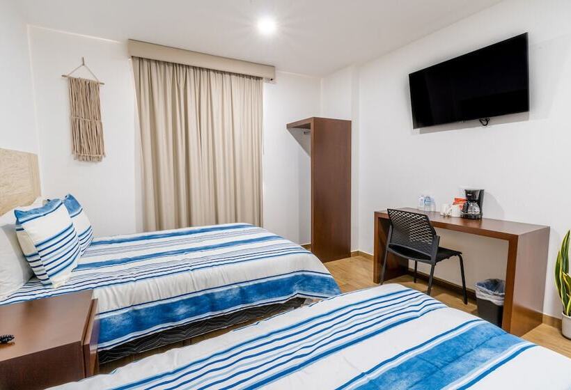 فندق Pacific Blue Mazatlan