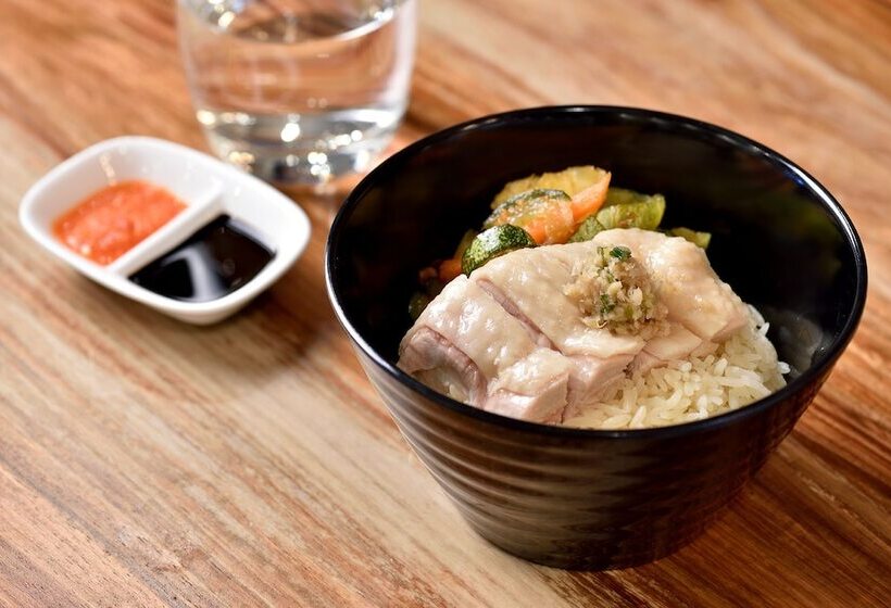 هتل Plaza Premium Lounge    Singapore T1   Hostel