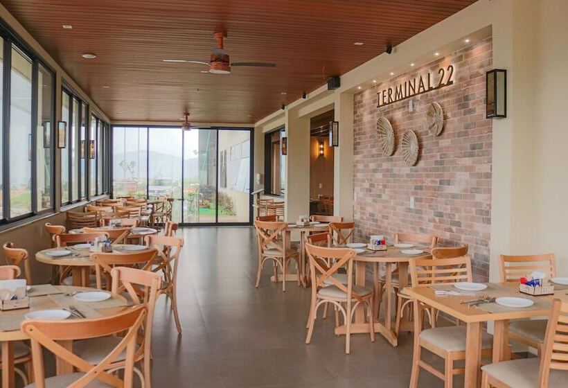 فندق Porto Das Asas Park