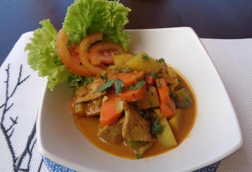 فندق Pradana Beach Inn Luxury