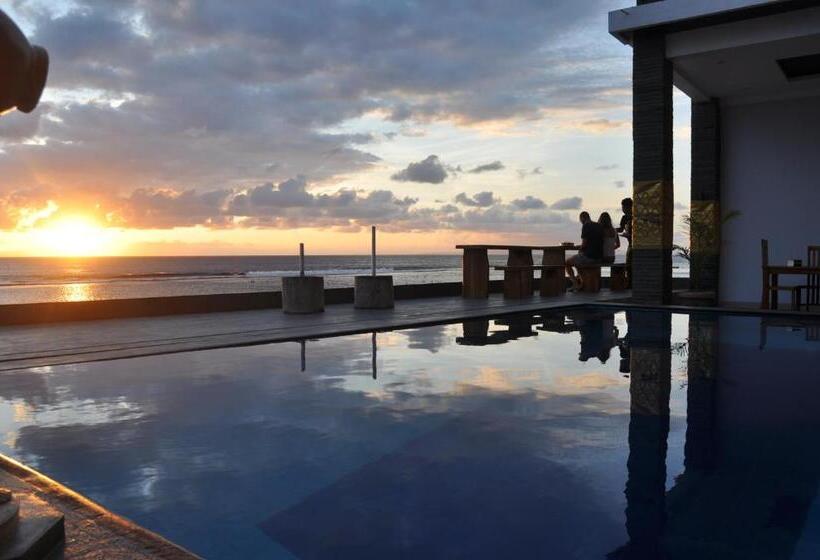 فندق Pradana Beach Inn Luxury