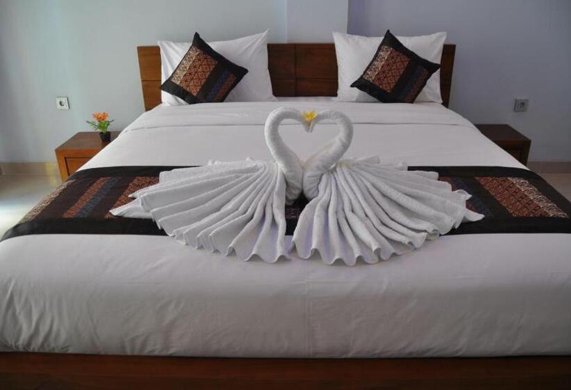 فندق Pradana Beach Inn Luxury