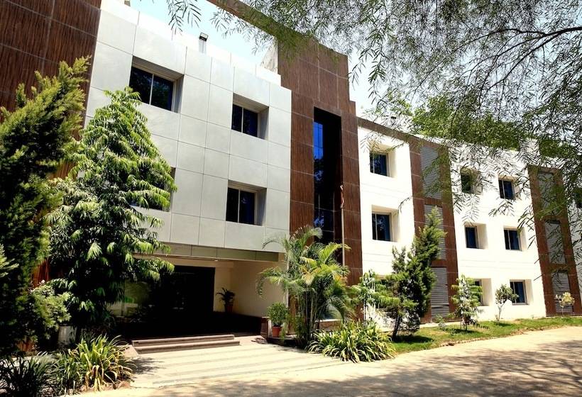 Отель Shri Ramkrishna Baag