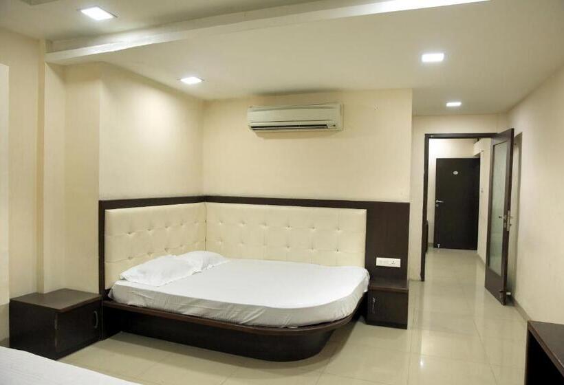 Отель Shri Ramkrishna Baag