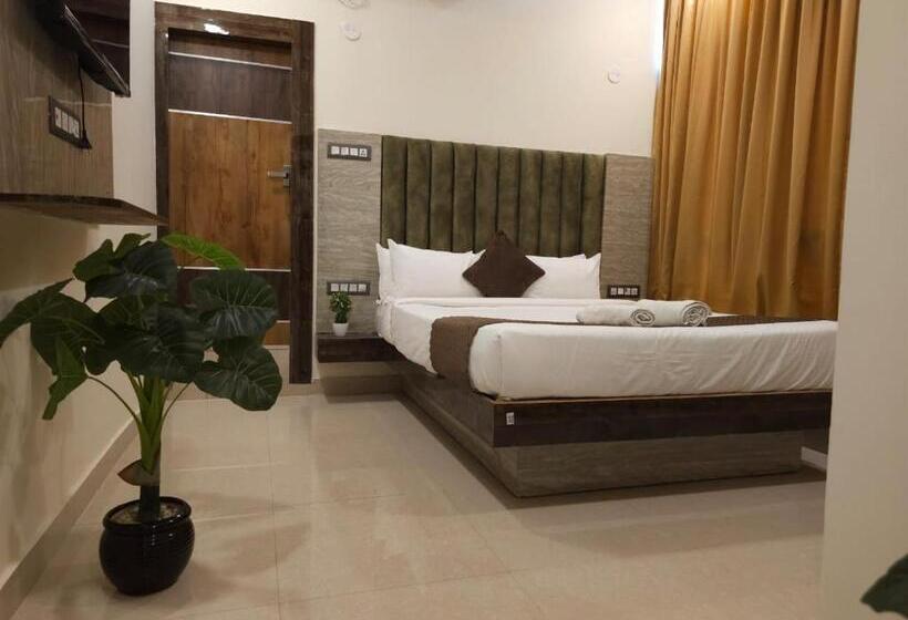 Отель Sky International  Airport Zone Hyderabad