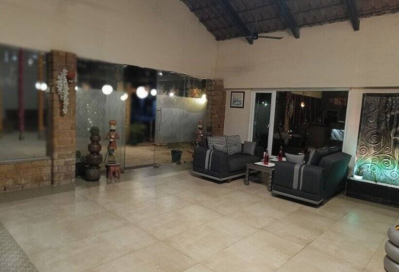 בית מלון כפרי Spree One Resort And Convention Annavaram