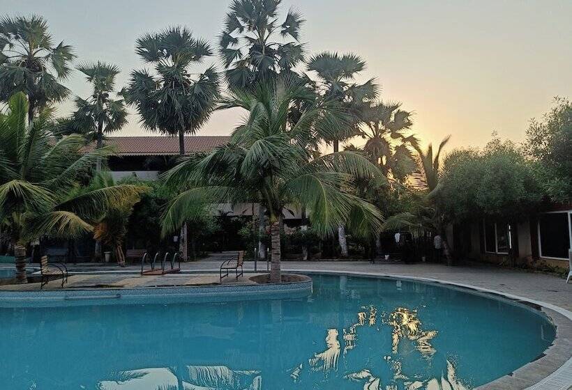 בית מלון כפרי Spree One Resort And Convention Annavaram