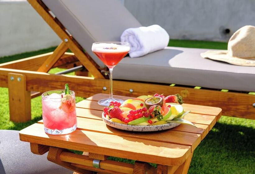 בית מלון כפרי The Icon Limassol