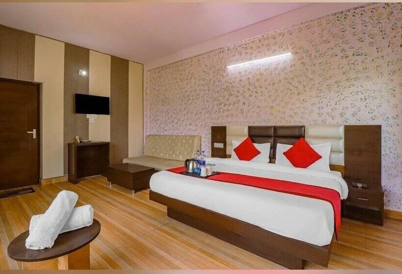 בית מלון כפרי The Neer Budha