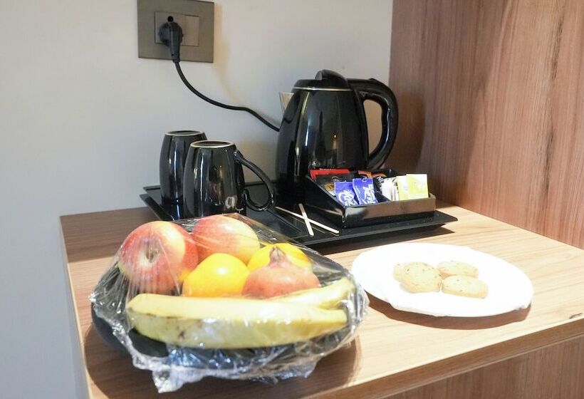 Udman Hotel Gurugram