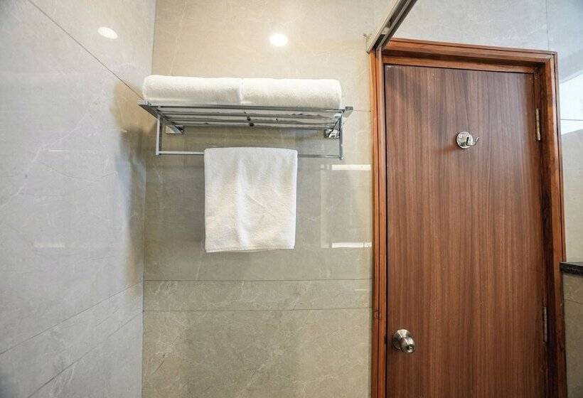 Udman Hotel Gurugram