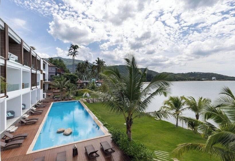 בית מלון כפרי X Sea Khanom Harbor Bay Resort