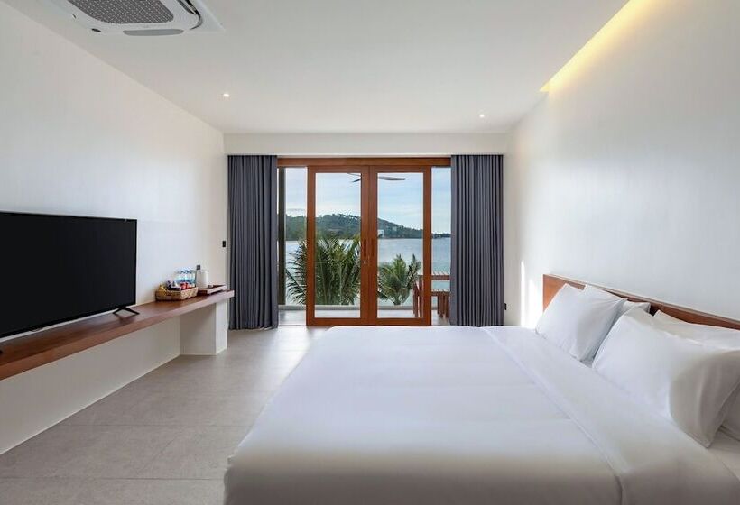 בית מלון כפרי X Sea Khanom Harbor Bay Resort