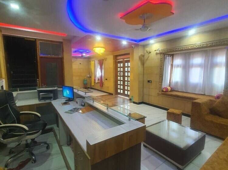 فندق Zam Zam And Restaurant