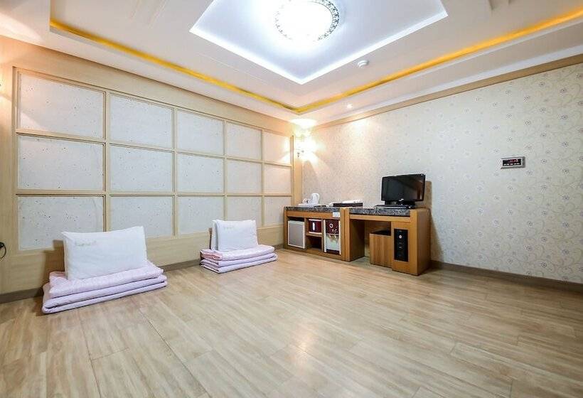 Jangheung Swiss Self Check In Motel