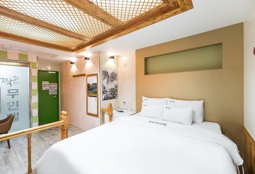 Jeongeup Jjakkkung Self Check In Motel