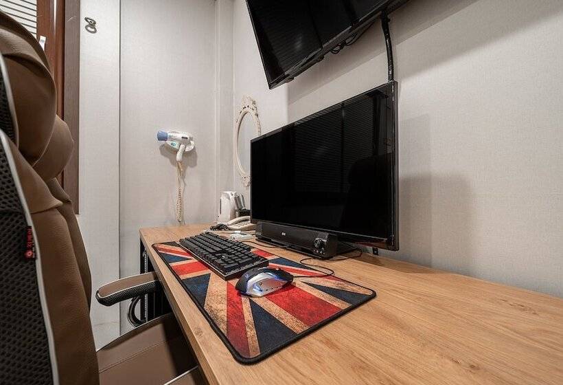 모텔 Ansan Hotel Dome